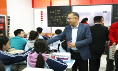 【全國(guó)職教周】蘭州新華溫情助力高三學(xué)子沖刺高考
