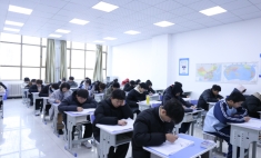 蘭州新華期末考試 技能與知識(shí)并重