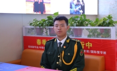 追夢少年付崇偉 從動漫迷到國旗衛(wèi)士