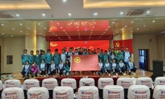 蘭州新華學(xué)子光榮入團(tuán) 青春誓言銘刻青史