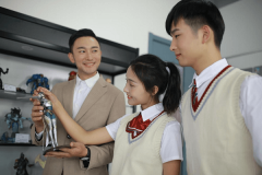 真實(shí)訓(xùn)，真技術(shù)，這才是學(xué)好專(zhuān)業(yè)技能的好學(xué)校