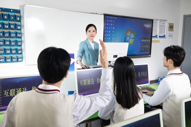 初中生學什么技術好?互聯網行業深受喜愛