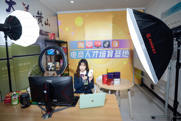 擇校不滿意？轉(zhuǎn)學(xué)要趁早，現(xiàn)在行動不晚