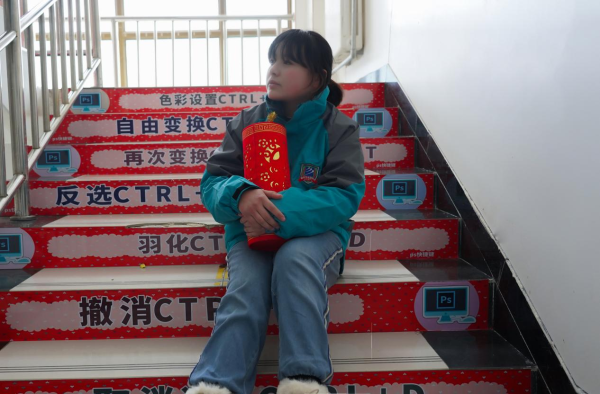 來蘭州新華，圓大學夢想