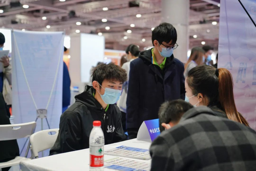 從 “能就業” 到 “好就業、就好業”，蘭州新華的就業環境有多好？