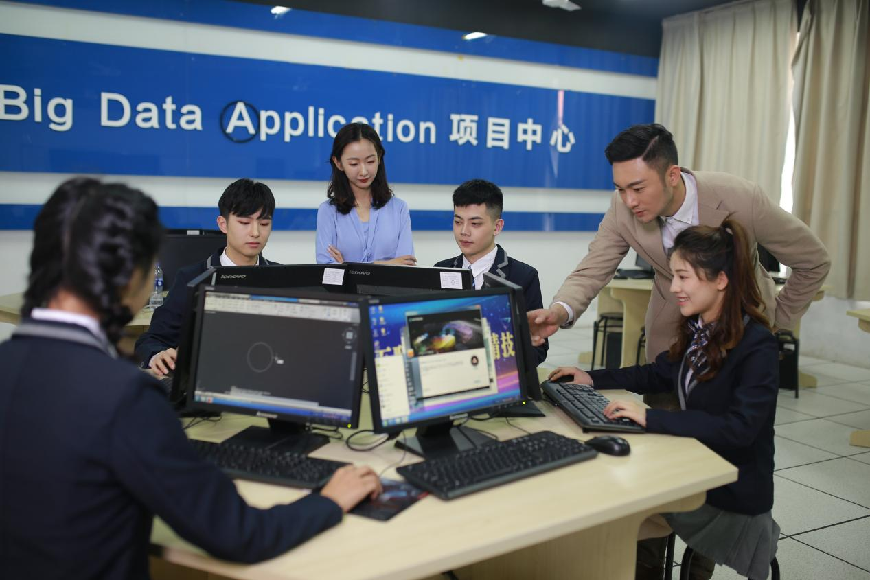 初中生學習互聯網專業有什么優勢呢?