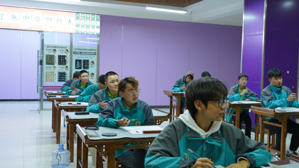 弘揚傳統文化，抒發愛國熱情——蘭州新華雙節活動